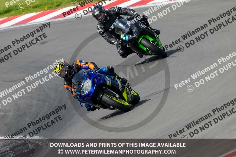 donington no limits trackday;donington park photographs;donington trackday photographs;no limits trackdays;peter wileman photography;trackday digital images;trackday photos